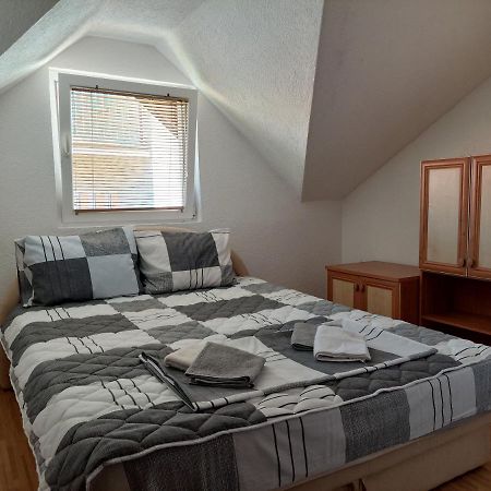 Apartment Em 2 Τούζλα Εξωτερικό φωτογραφία